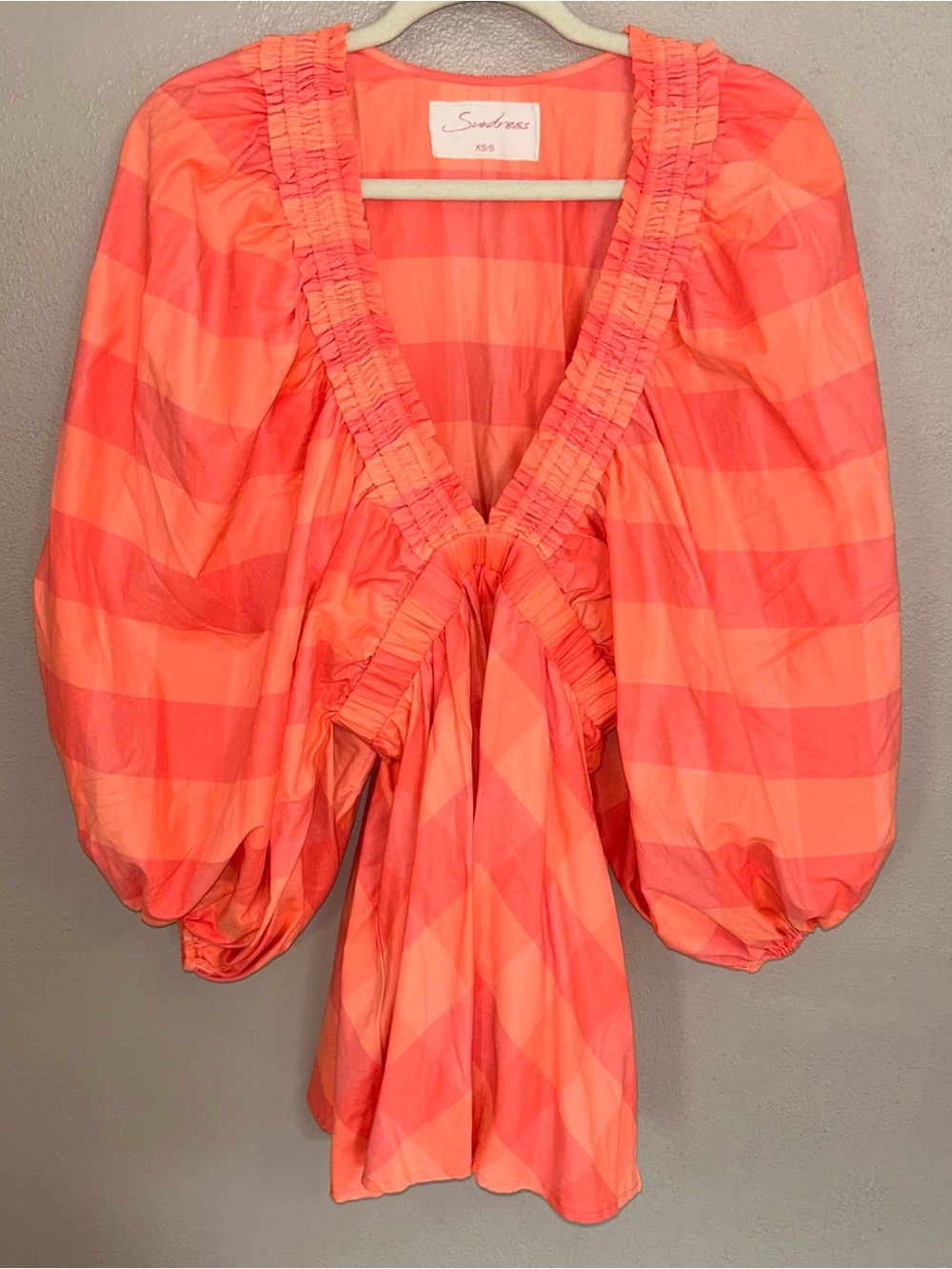 revolve SUNDRESS Vibrant Pink & Orange Puffy Sleeve romper - Picture 3 of 5